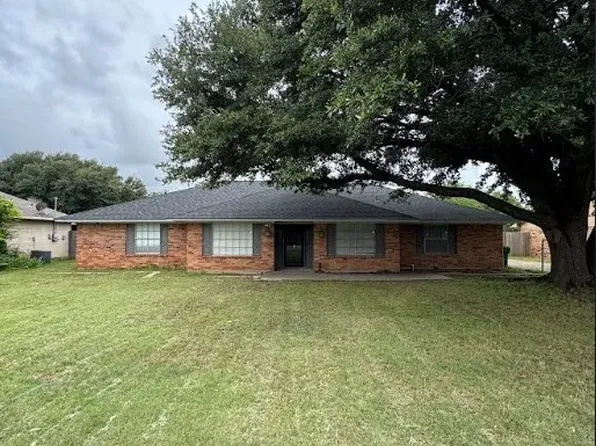 413 N Trail St #413, Crowley, TX 76036