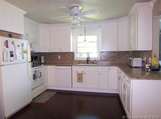 242 Hewey St, Waterbury, CT 06708