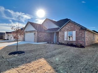 901 Silver Birch St, Springdale, AR 72762