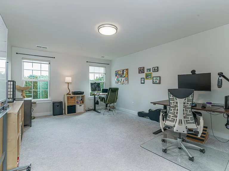 405 Potomac View Pkwy — Photo 22