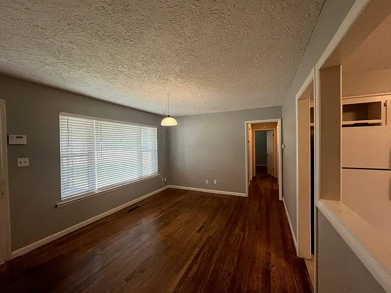 1332 W Boyd St — Photo 4