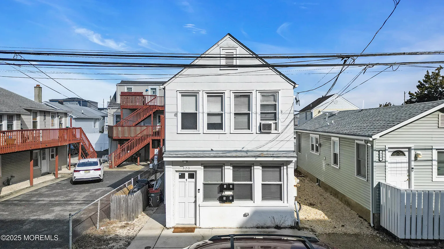 320 Hamilton Avenue photo 1