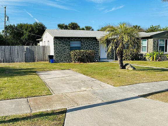 3rd image of 37 Byron Ellinor Dr #A