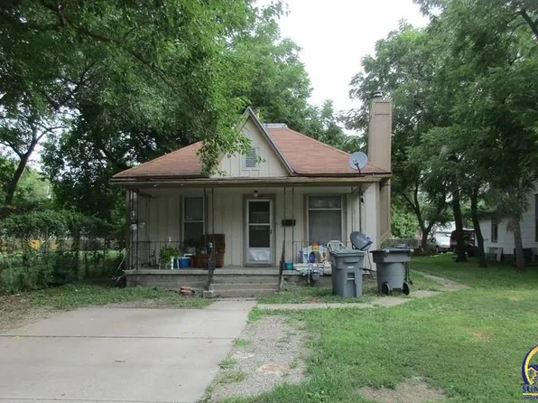 804 W 8th Ave, Emporia, KS 66801