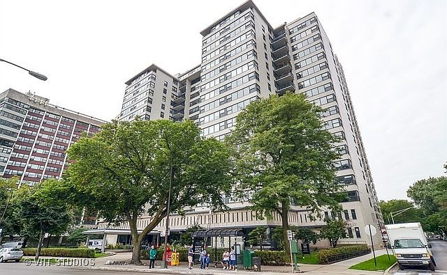 1st image of 3440 N Lake Shore Dr APT 8B