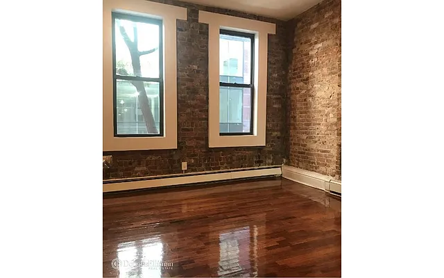 Rented by Douglas Elliman | media 27