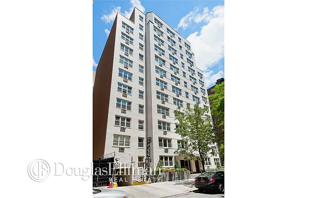 Sold by Douglas Elliman | media 27