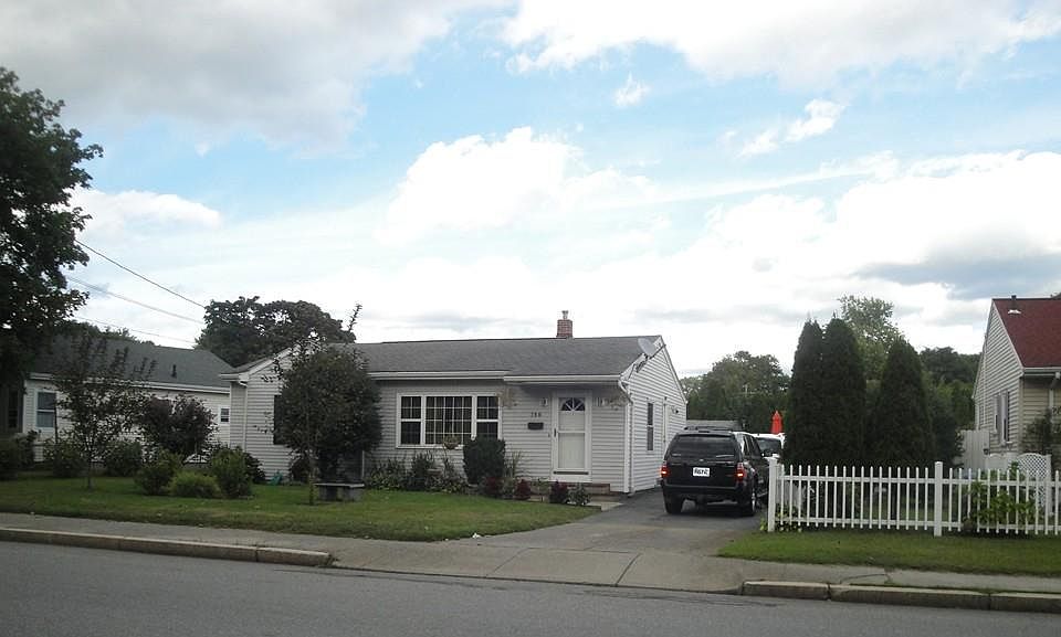 1st image of 780 Shawmut Ave