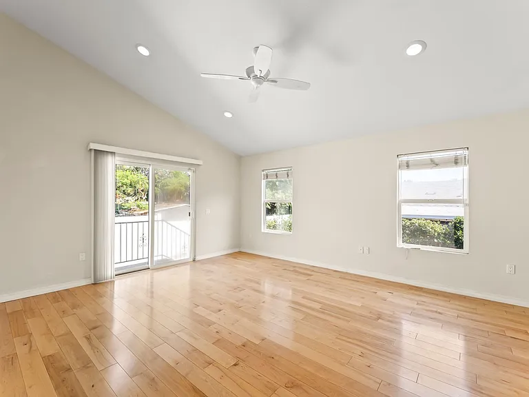 260 Acacia St — Photo 15