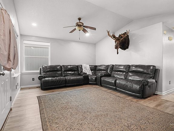 3rd image of 1238 Inca Dr