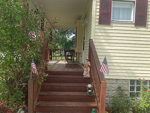 3rd image of 4762 Griswold Rd