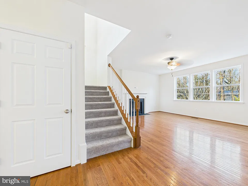 18213 Jillian Ln