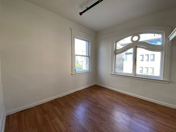 2nd image of 833 Kearny St #29