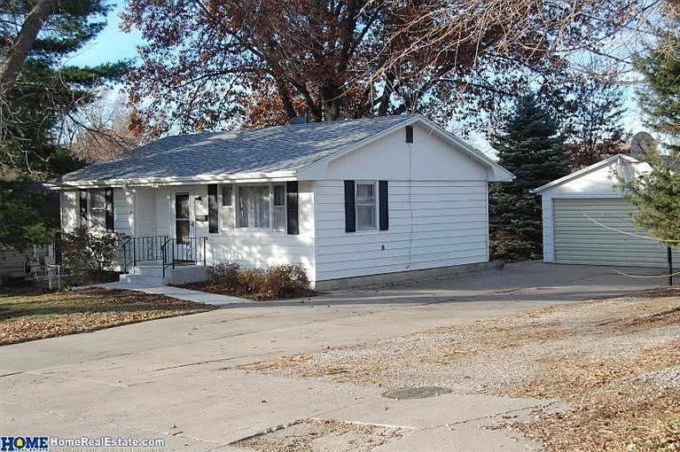 1st image of 1615 N 69th St