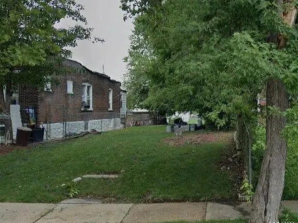 5151 Terry Ave, Saint Louis, MO 63115