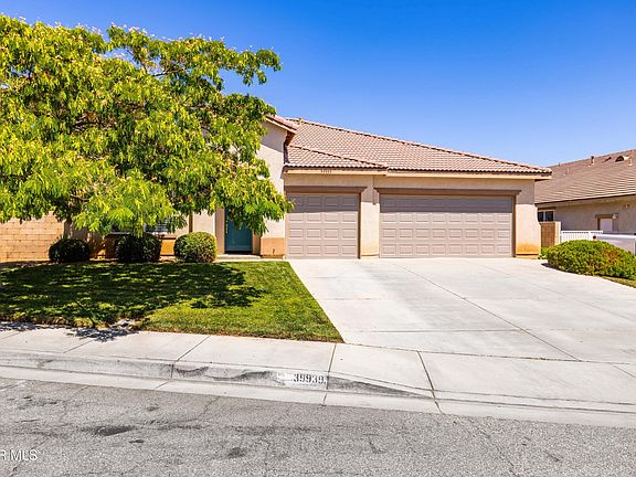 2nd image of 39939 Borica Ct