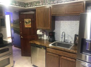 325 Ronkonkoma Ave, Ronkonkoma, NY 11779