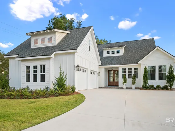 156 Hyacinth St, Fairhope, AL 36532