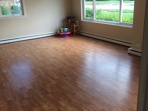 4th image of 1029 W Grant Dr