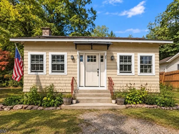 29 Lakeside Rd, West Milford Twp., NJ 07421