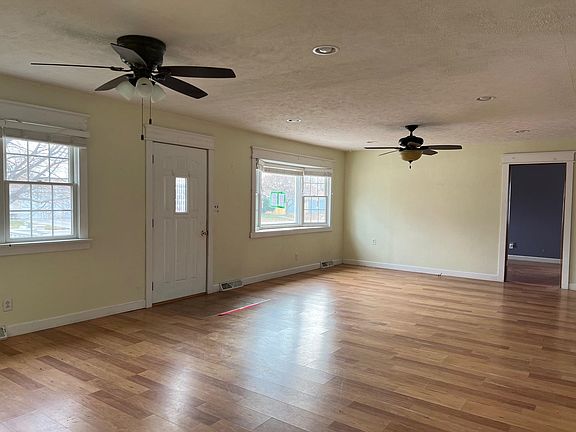 2nd image of 1810 N Jackson Ave