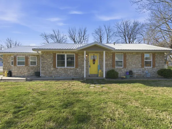 720 E Burford Street, Marshfield, MO 65706