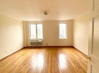 3052 Brighton 5 St #2C, Brooklyn, NY 11235