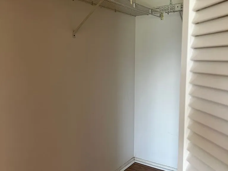 3018 Sail Pointe Cir #4-B — Photo 26