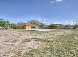 6906 S Colorado Ln, Pharr, TX 78577