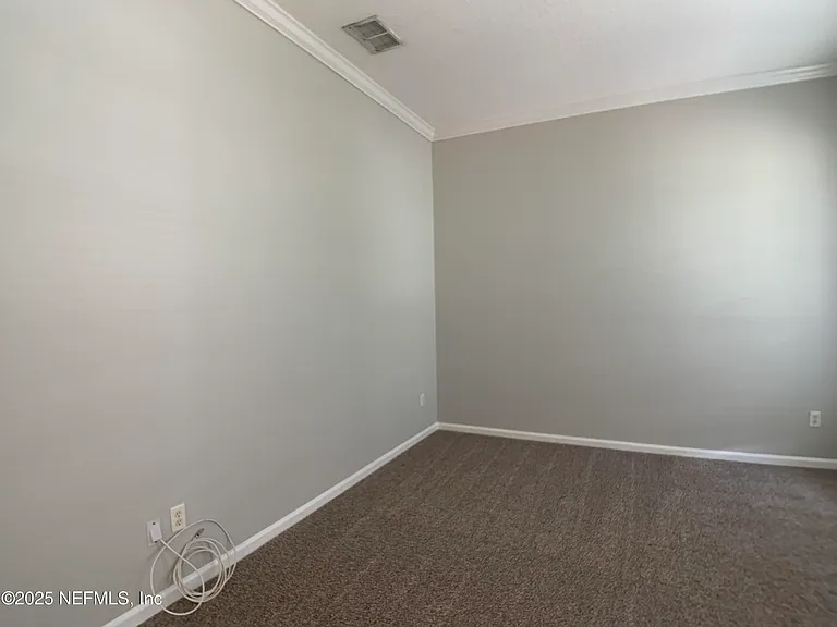 1213 Harbour Town Dr — Photo 11
