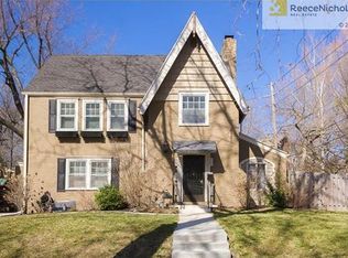 6830 Edgevale Rd, Kansas City, MO 64113