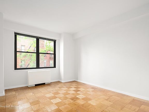 3rd image of 120 E 90th St APT 5B