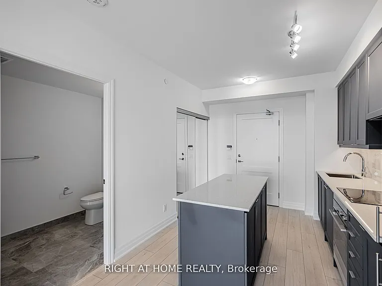 30 Elm Dr W #1103 — Photo 9