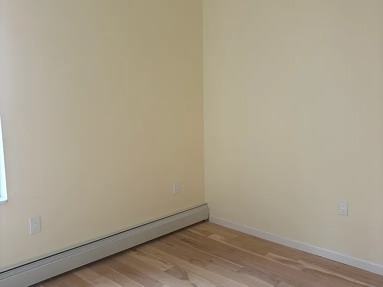 1839 Andrews Ave S #2C — Photo 3