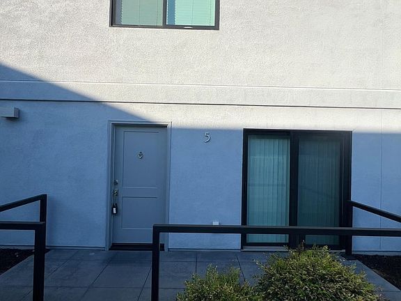 2nd image of 1654-1662 Hollenbeck Ave #1654-05