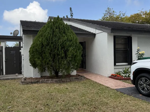 15022 SW 127th Place, Miami, FL 33186