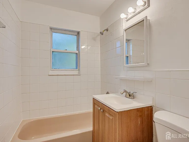 55 Gills Ln #28 — Photo 21