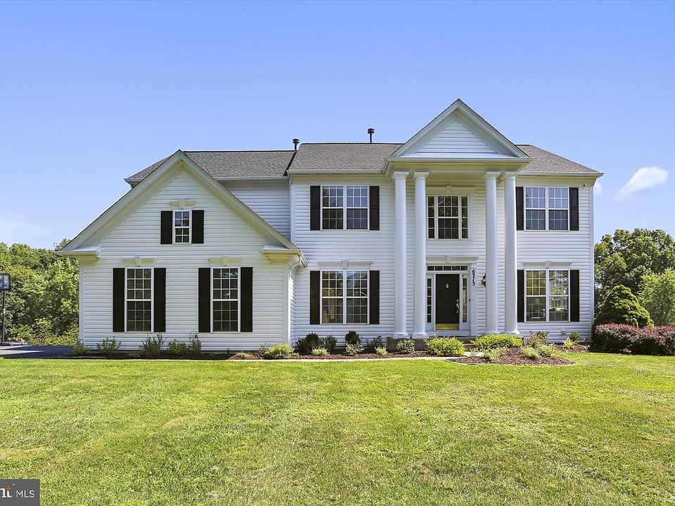 1st image of 6313 Holland Meadow Ln