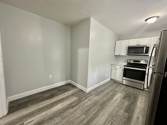 4th image of 3262 Breve Ct