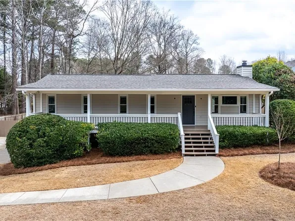 2909 Brett Cir NW, Acworth, GA 30101