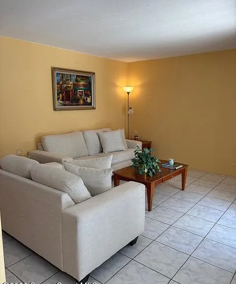 1471 Sheafe Ave NE #102 — Photo 6