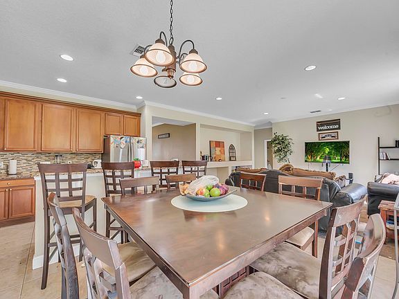 5th image of 5852 NW Leghorn Avenue
