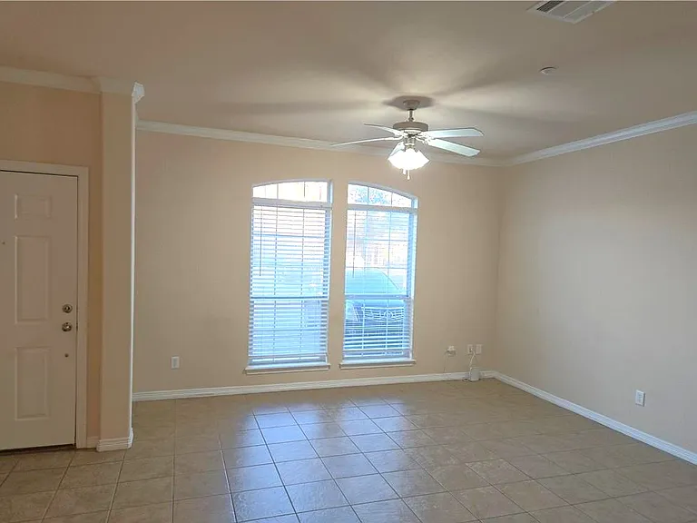305 Holleman Dr E #1503 — Photo 6