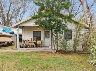 404 N Maple St, Pryor, OK 74361
