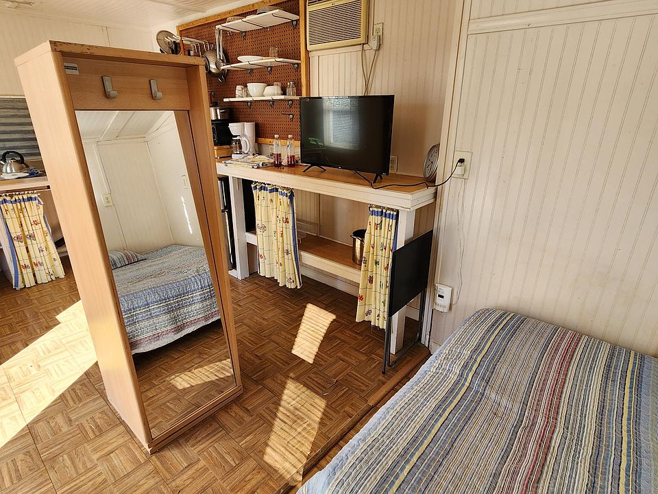 1524 W Pittsburgh St, Scottdale, PA 15683 Zillow