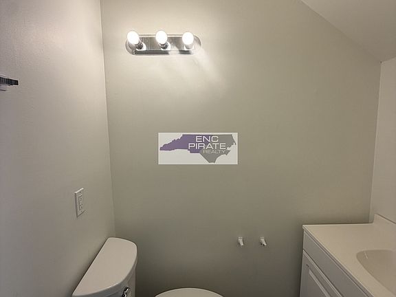 5th image of 202 Shiloh Dr #A