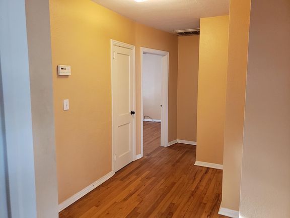 3rd image of 2130 Charter Oak Dr