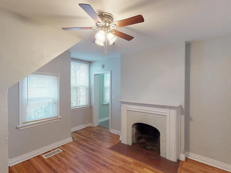 1234 York St — Photo 24