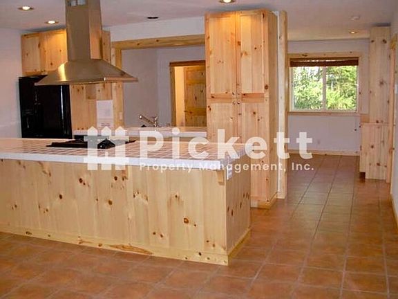 3rd image of 4679 NW Walgren Dr APT D