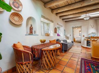 950 Canyon Rd #B, Santa Fe, NM 87501